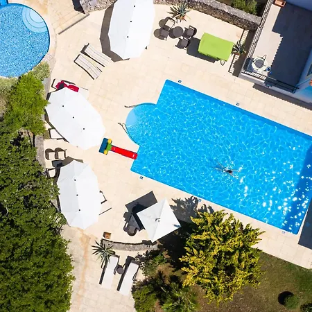 Lotus Homestay Brzac