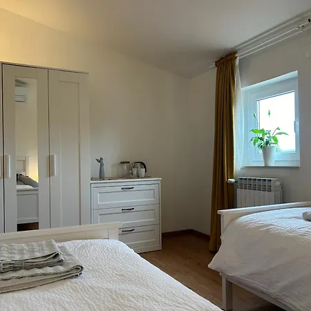 Lotus Ostanak kod kuće *